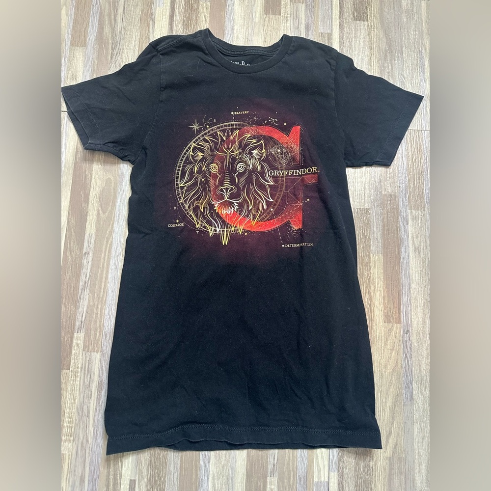 Harry Potter Gryffindor Constellation Lion Black T-Shirt, Size Small